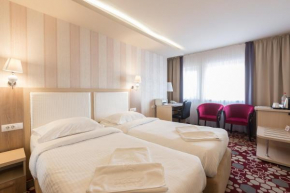 Отель Bacolux Craiovita Hotel & Events, Craiova  Грайова